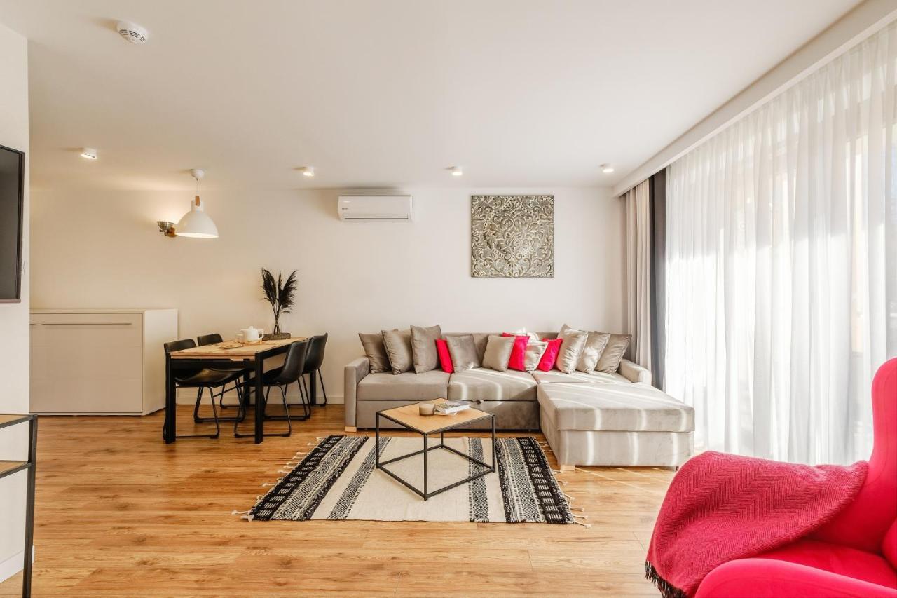 Rezydencja Ornak 5 - Stylowe Apartamenty Z Balkonami I Jacuzzi, 5 Min Pieszo Do Krupowek, Izby Podhalanskie Zakopane Exterior foto
