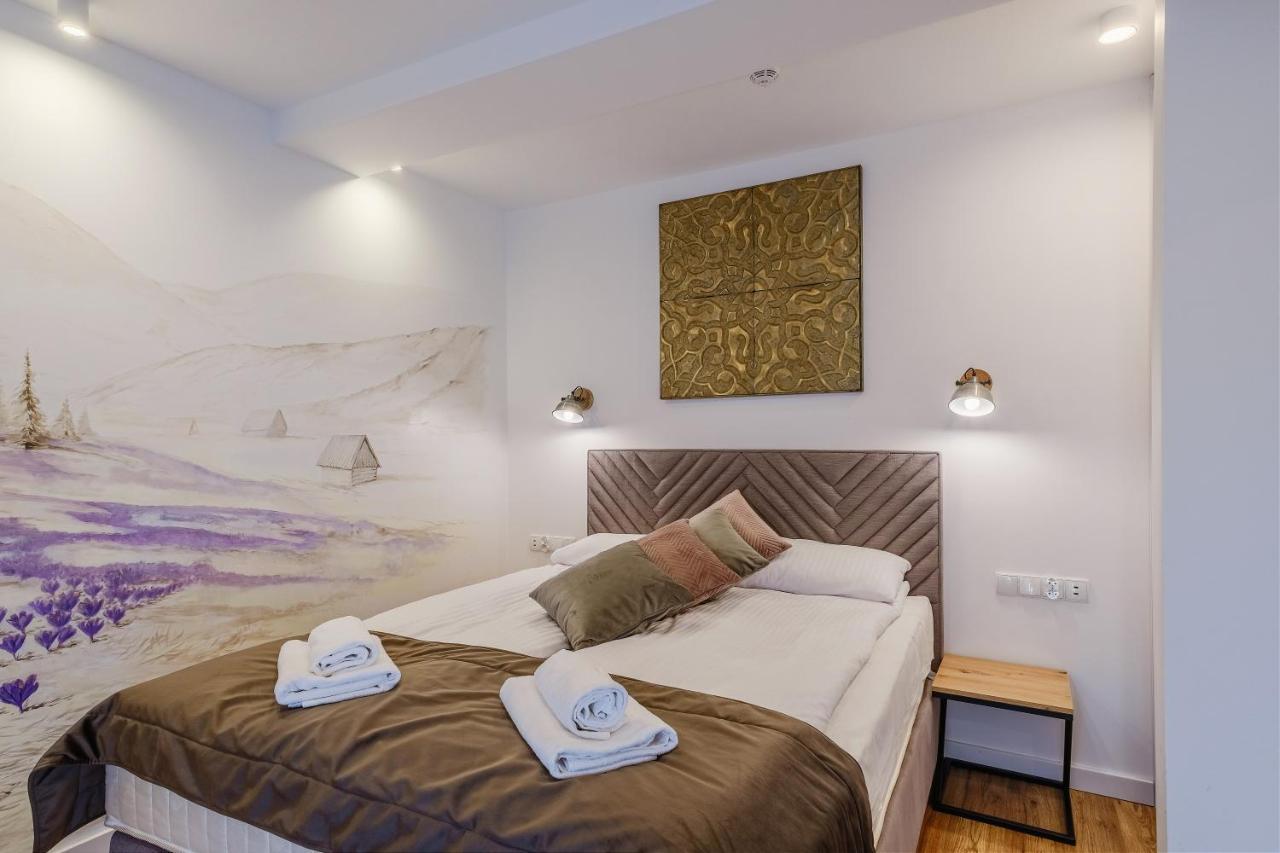 Rezydencja Ornak 5 - Stylowe Apartamenty Z Balkonami I Jacuzzi, 5 Min Pieszo Do Krupowek, Izby Podhalanskie Zakopane Exterior foto