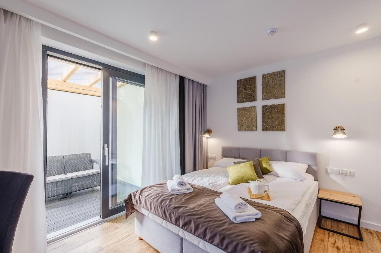 Rezydencja Ornak 5 - Stylowe Apartamenty Z Balkonami I Jacuzzi, 5 Min Pieszo Do Krupowek, Izby Podhalanskie Zakopane Exterior foto