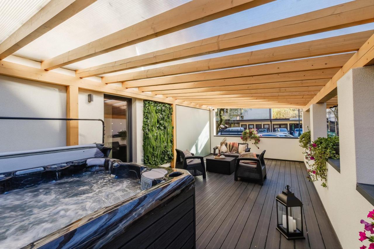 Rezydencja Ornak 5 - Stylowe Apartamenty Z Balkonami I Jacuzzi, 5 Min Pieszo Do Krupowek, Izby Podhalanskie Zakopane Exterior foto